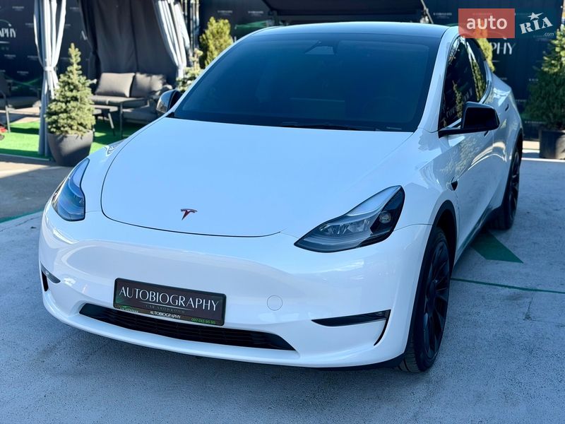 Внедорожник / Кроссовер Tesla Model Y 2023 в Киеве