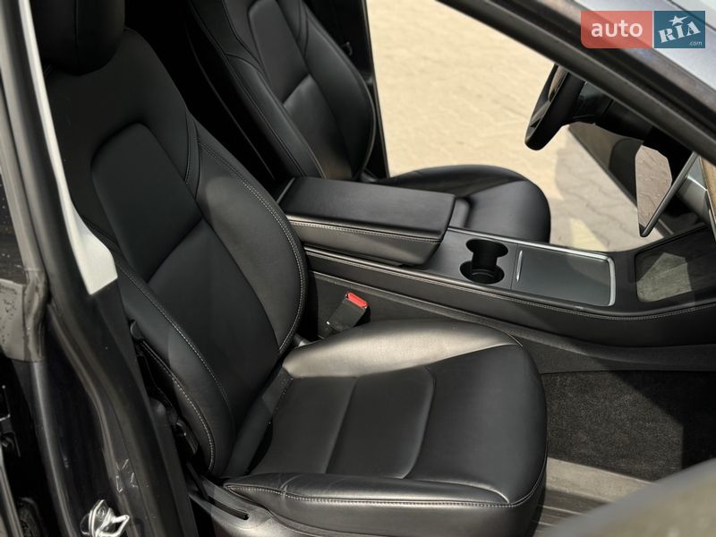 Позашляховик / Кросовер Tesla Model Y 2022 в Луцьку фото 12 Позашляховик / Кросовер Tesla Model Y 2022 в Луцьку