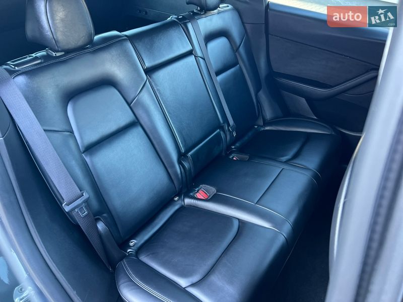 Позашляховик / Кросовер Tesla Model Y 2022 в Луцьку фото 21 Позашляховик / Кросовер Tesla Model Y 2022 в Луцьку