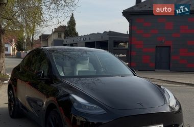 Внедорожник / Кроссовер Tesla Model Y 2024 в Львове
