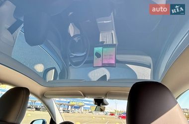 Внедорожник / Кроссовер Tesla Model Y 2025 в Киеве