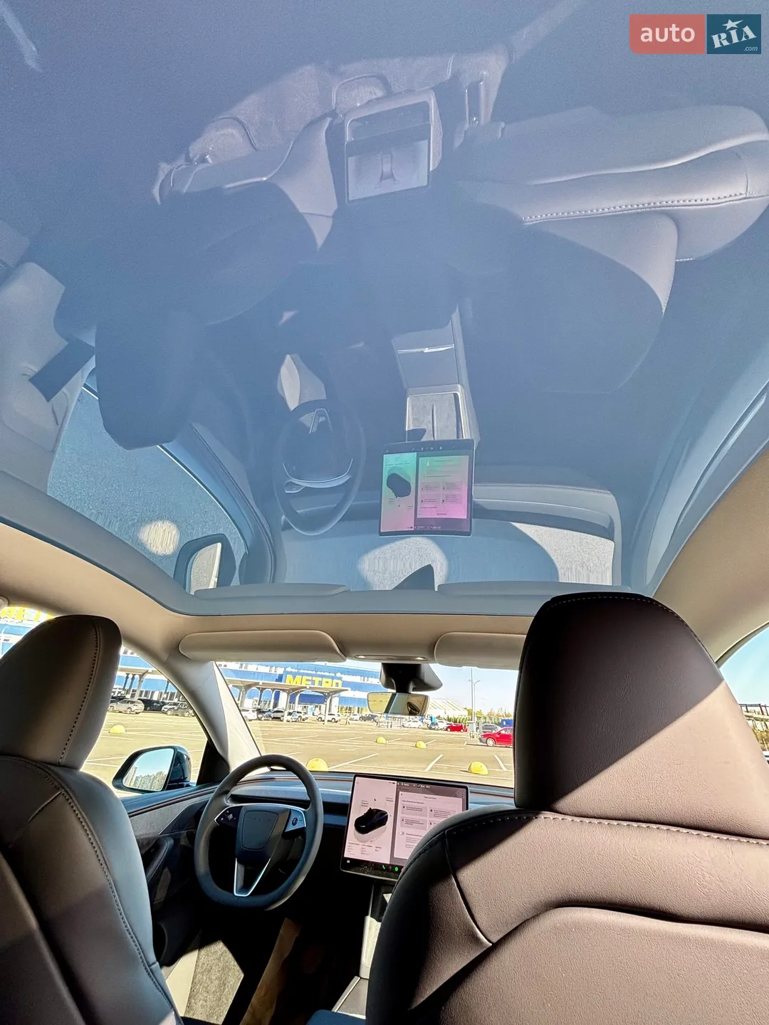 2025 Tesla Model Y - мініатюра 32