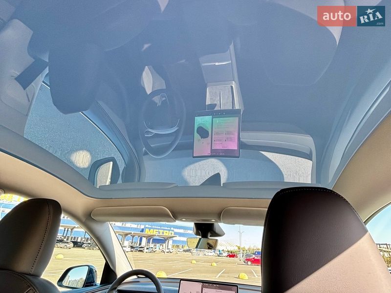 Внедорожник / Кроссовер Tesla Model Y 2025 в Киеве