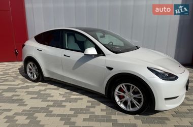 Позашляховик / Кросовер Tesla Model Y 2023 в Львові