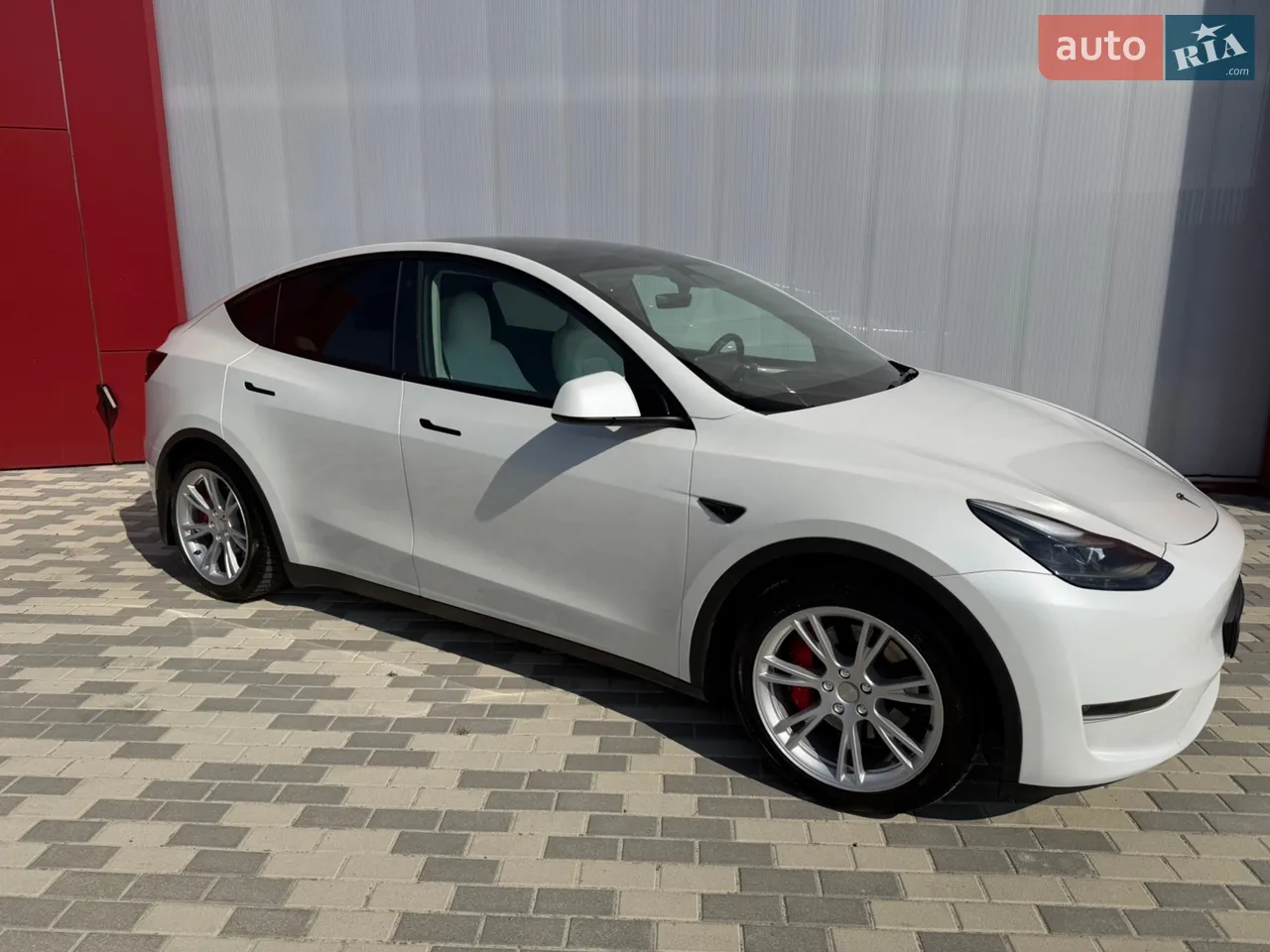 2022 Tesla Model Y - мініатюра 19