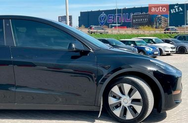 Внедорожник / Кроссовер Tesla Model Y 2021 в Львове
