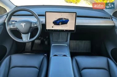 Внедорожник / Кроссовер Tesla Model Y 2023 в Львове