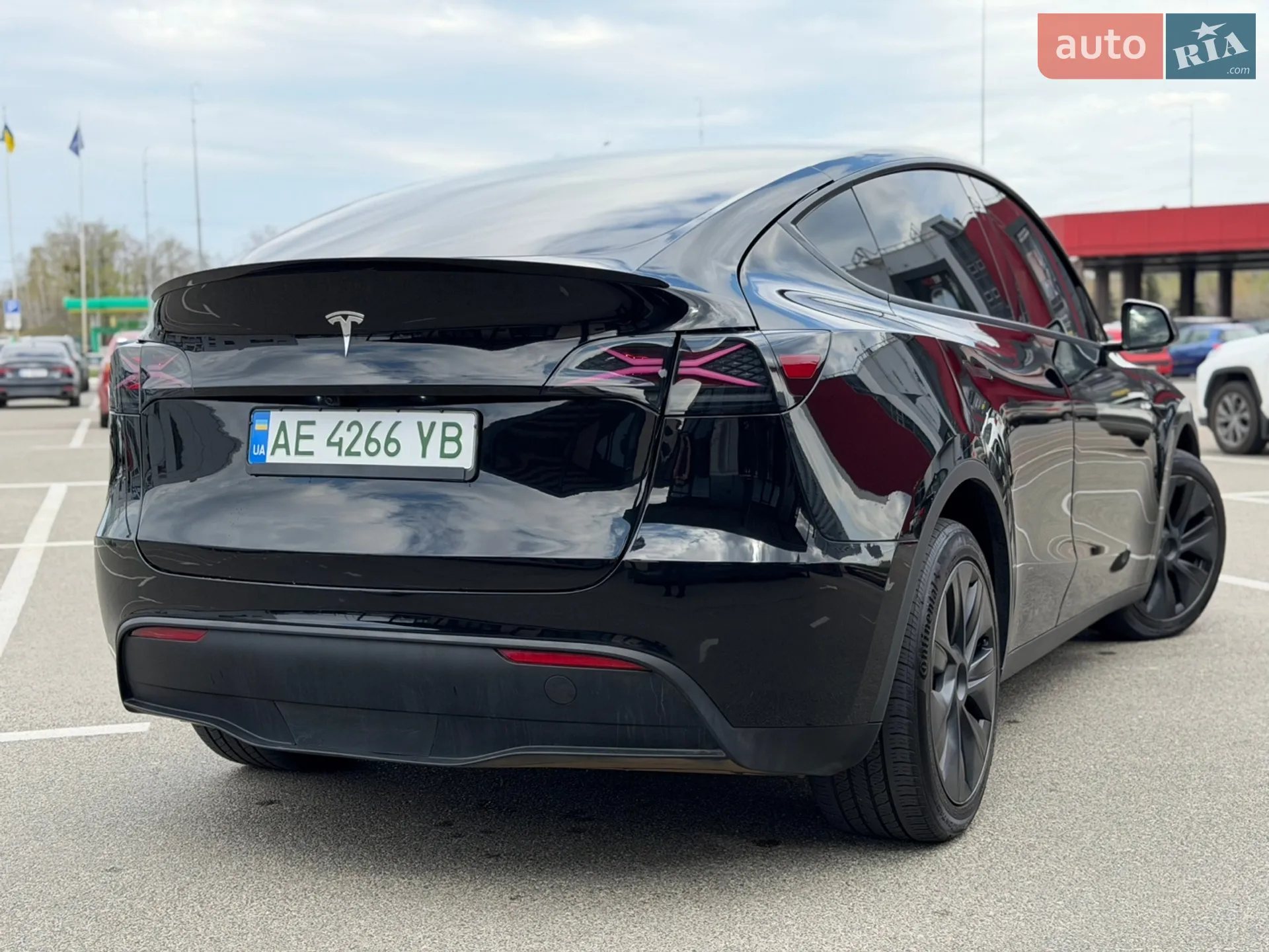 2024 Tesla Model Y - мініатюра 10