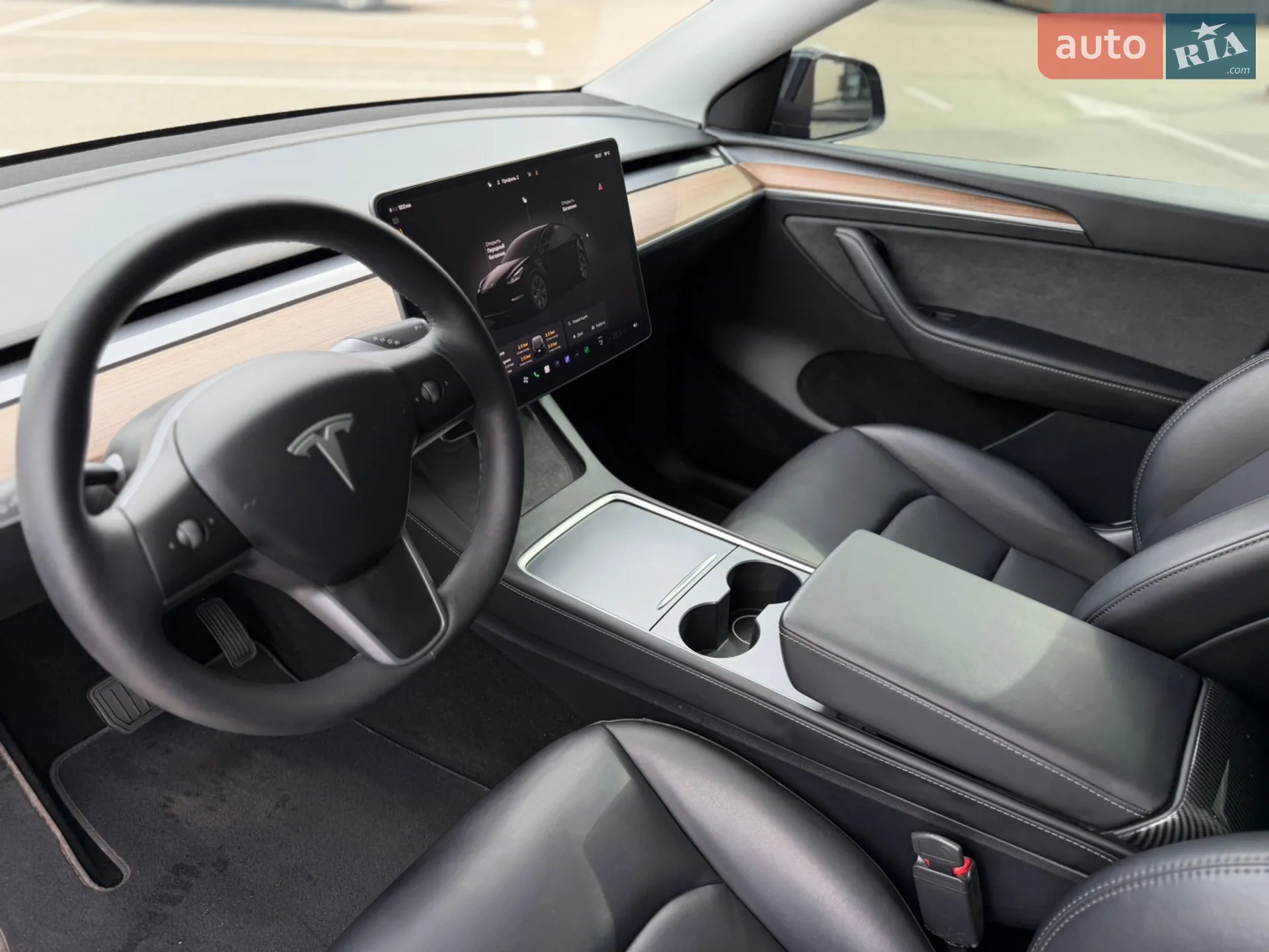 2024 Tesla Model Y - мініатюра 15