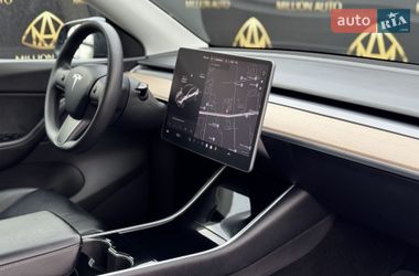 Позашляховик / Кросовер Tesla Model Y 2020 в Києві