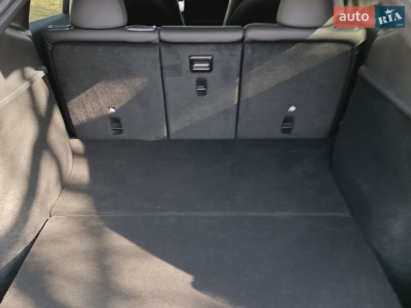 Внедорожник / Кроссовер Tesla Model Y 2025 в Днепре