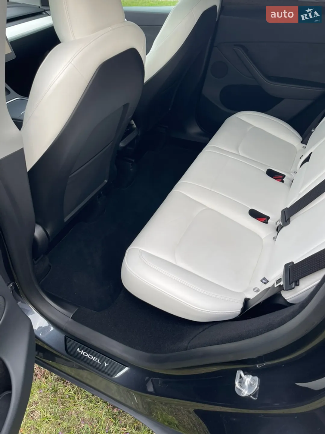 2024 Tesla Model Y - мініатюра 16