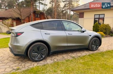 Внедорожник / Кроссовер Tesla Model Y 2025 в Львове