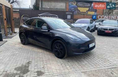 Внедорожник / Кроссовер Tesla Model Y 2025 в Львове