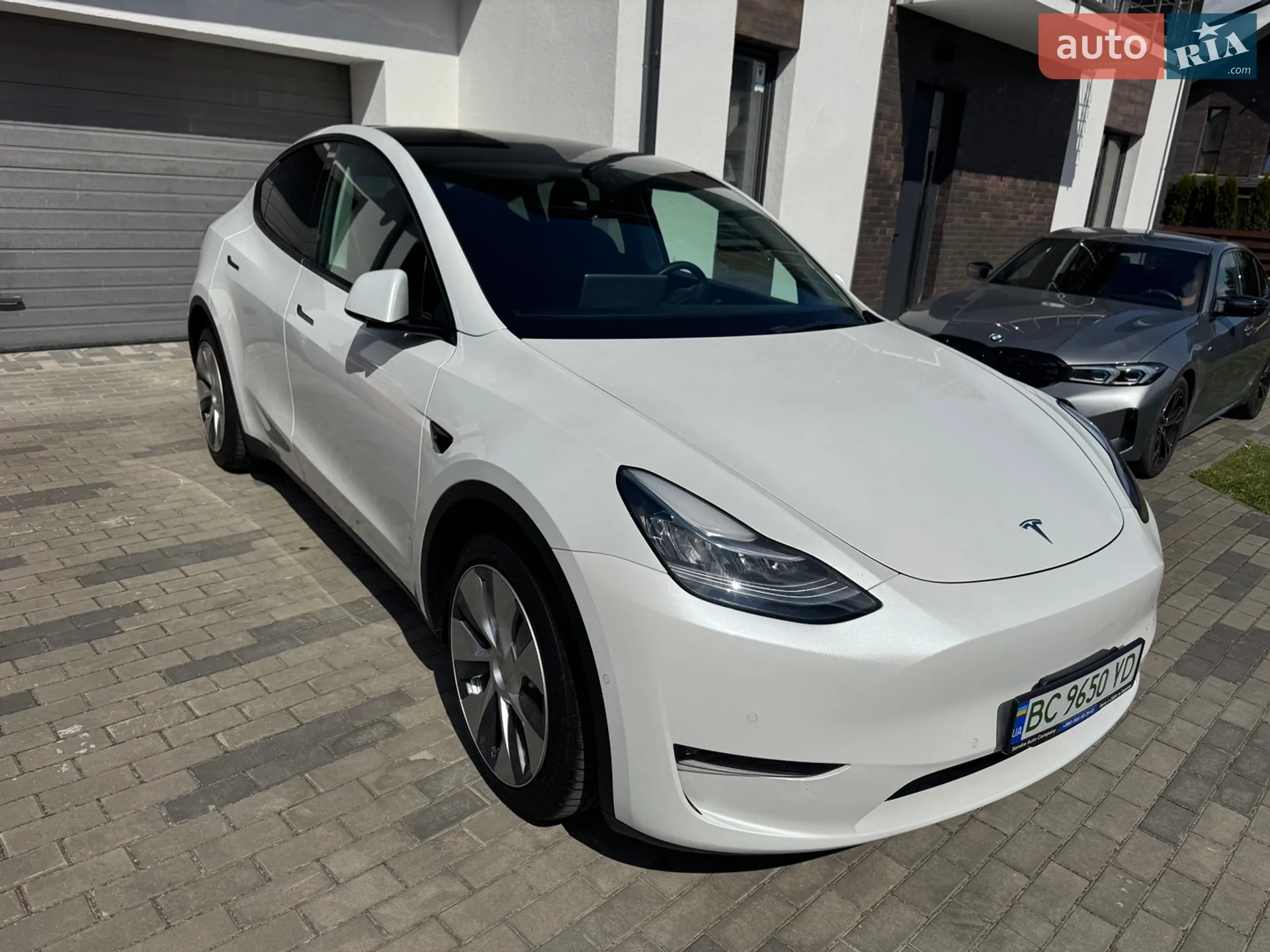2021 Tesla Model Y - фото 1
