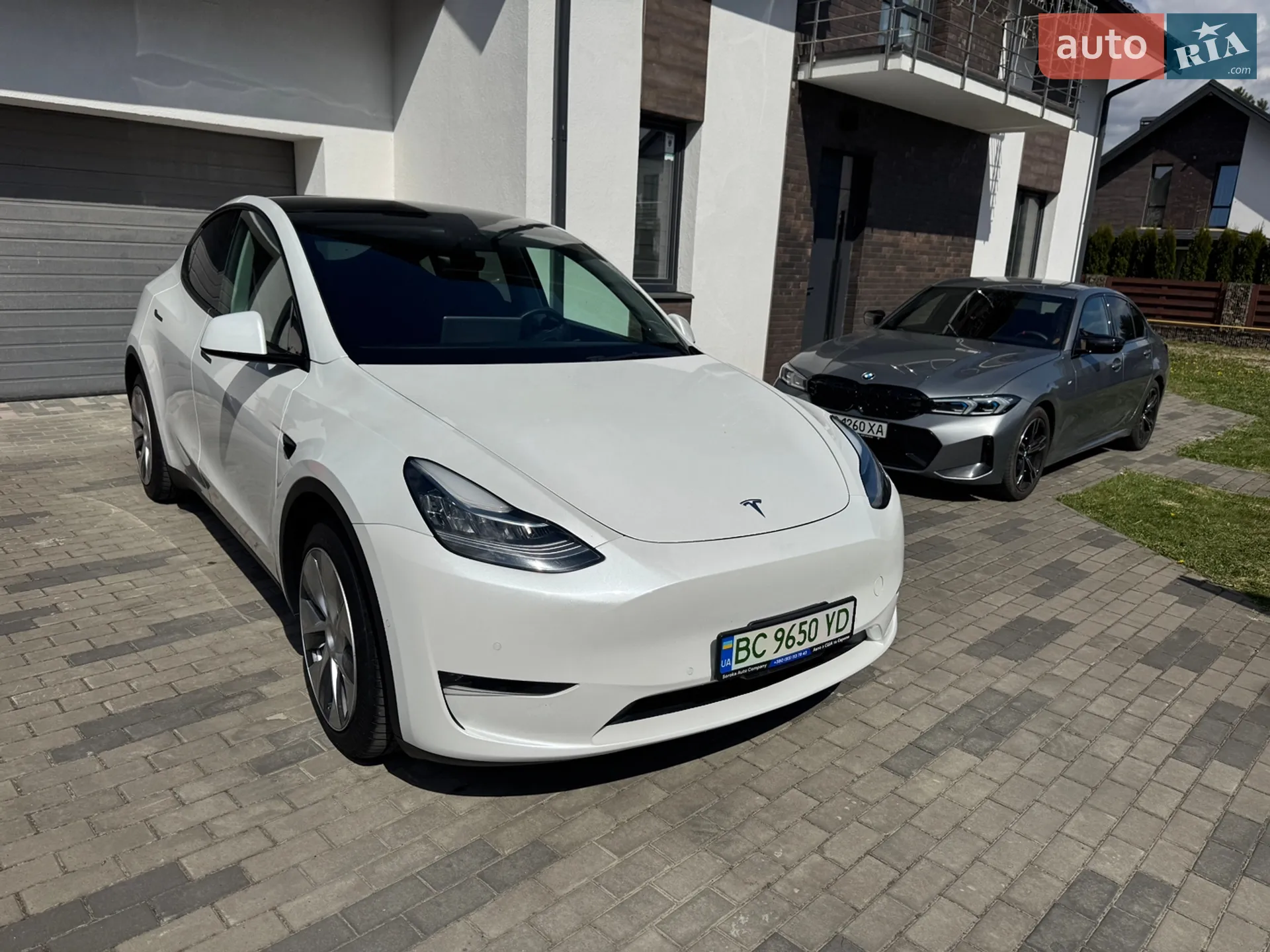 2021 Tesla Model Y - мініатюра 3