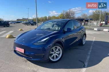 Внедорожник / Кроссовер Tesla Model Y 2023 в Киеве