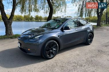 Внедорожник / Кроссовер Tesla Model Y 2022 в Ровно