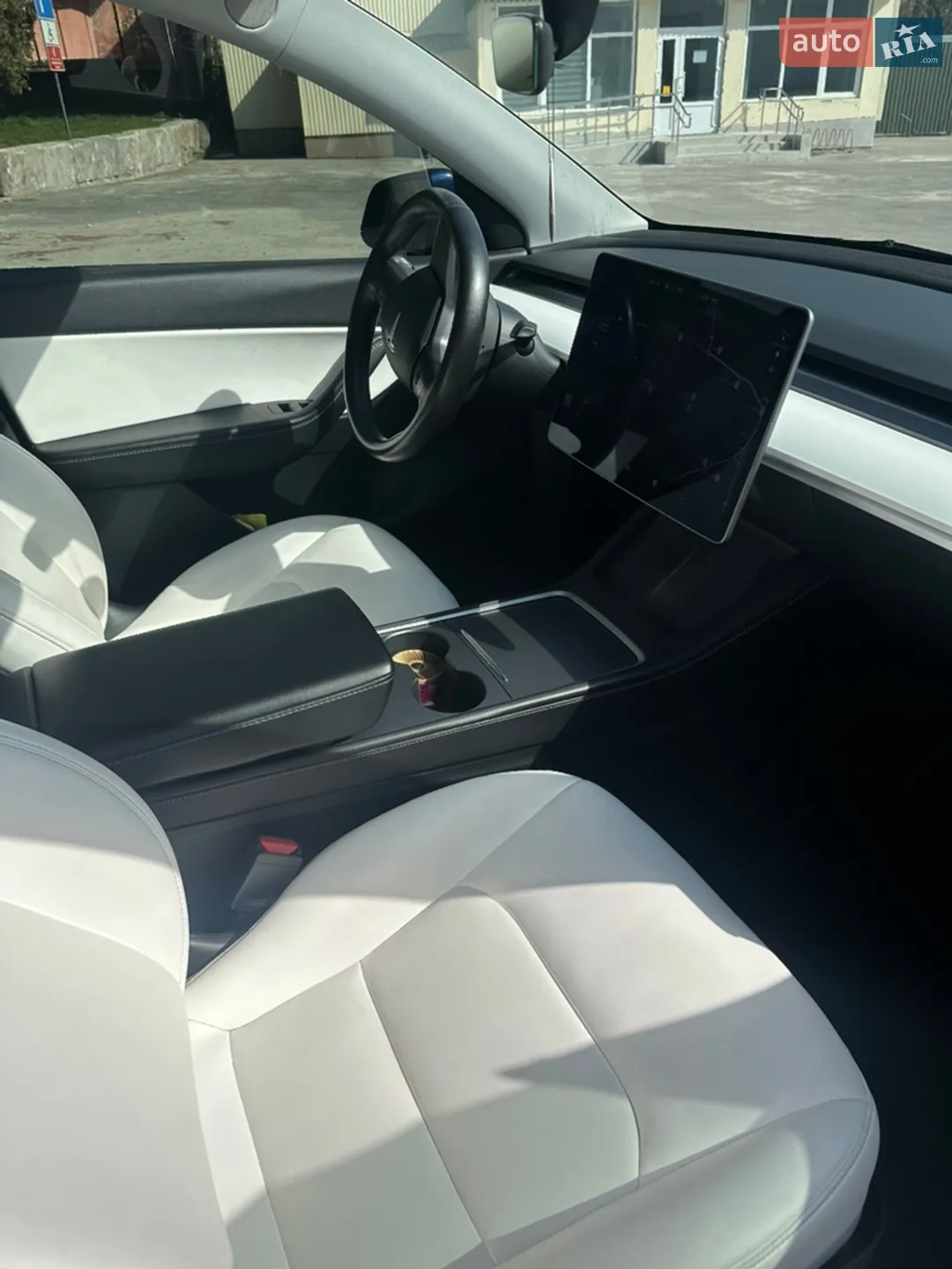 2021 Tesla Model Y - мініатюра 6