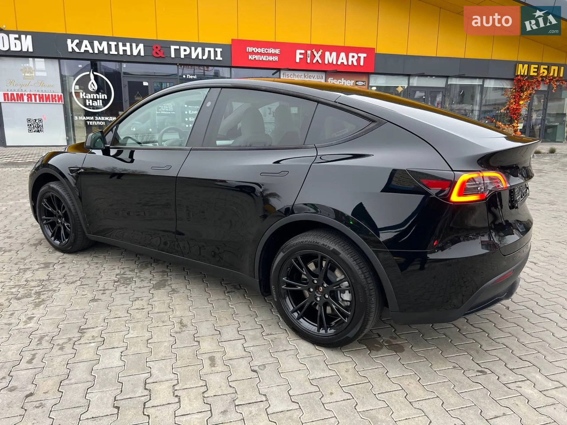 2024 Tesla Model Y - мініатюра 6