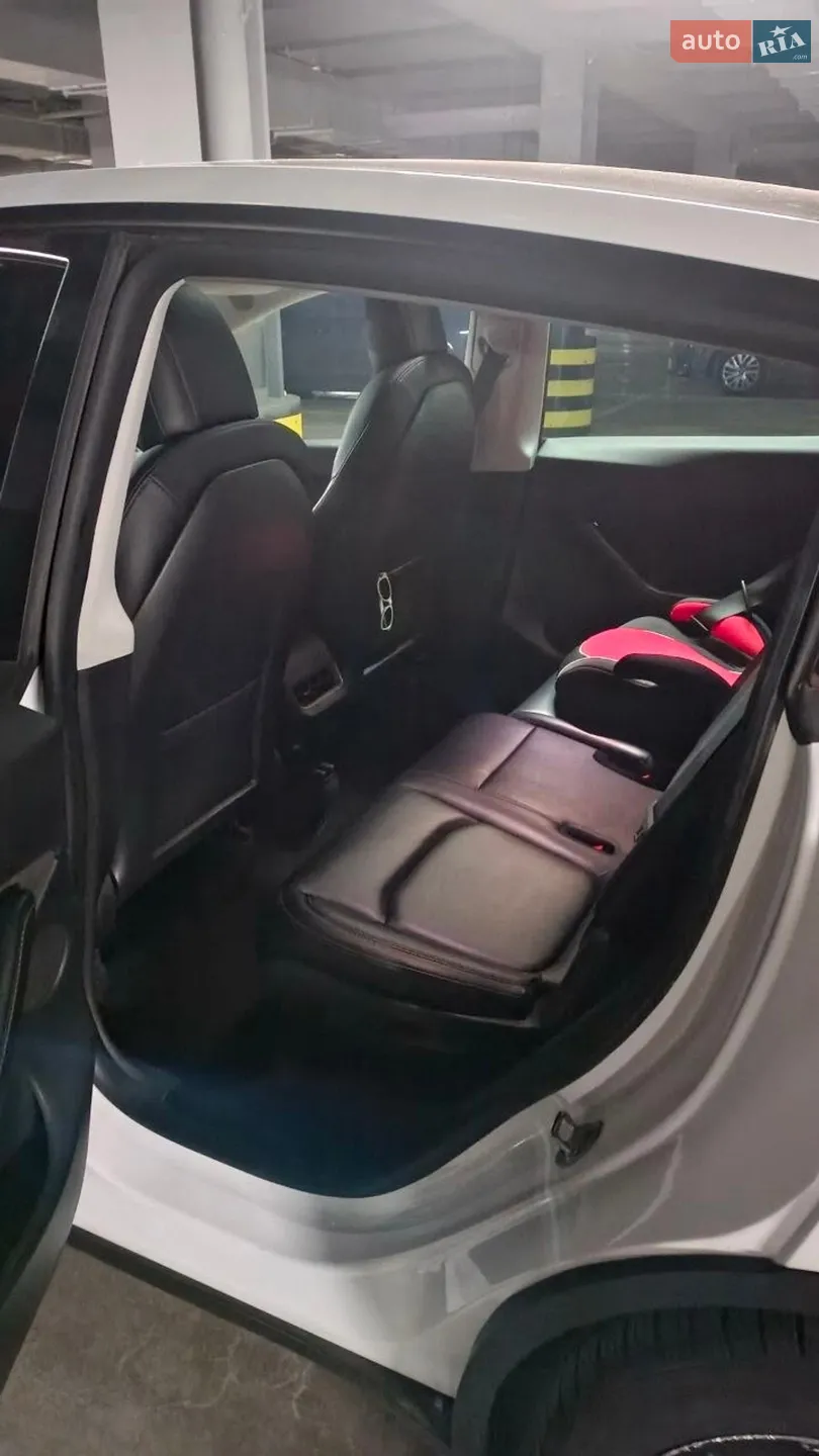 2021 Tesla Model Y - мініатюра 11