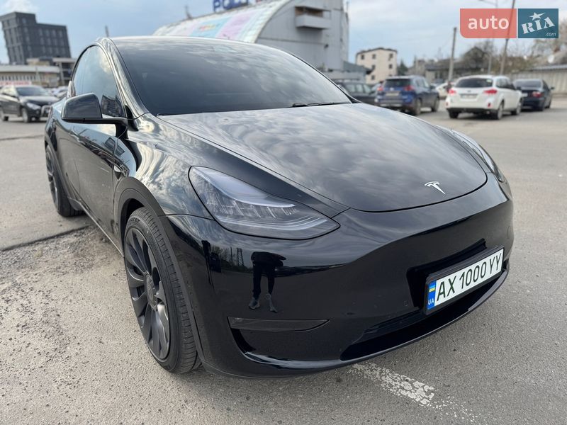 Позашляховик / Кросовер Tesla Model Y 2020 в Харкові