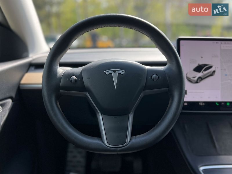 Внедорожник / Кроссовер Tesla Model Y 2021 в Львове