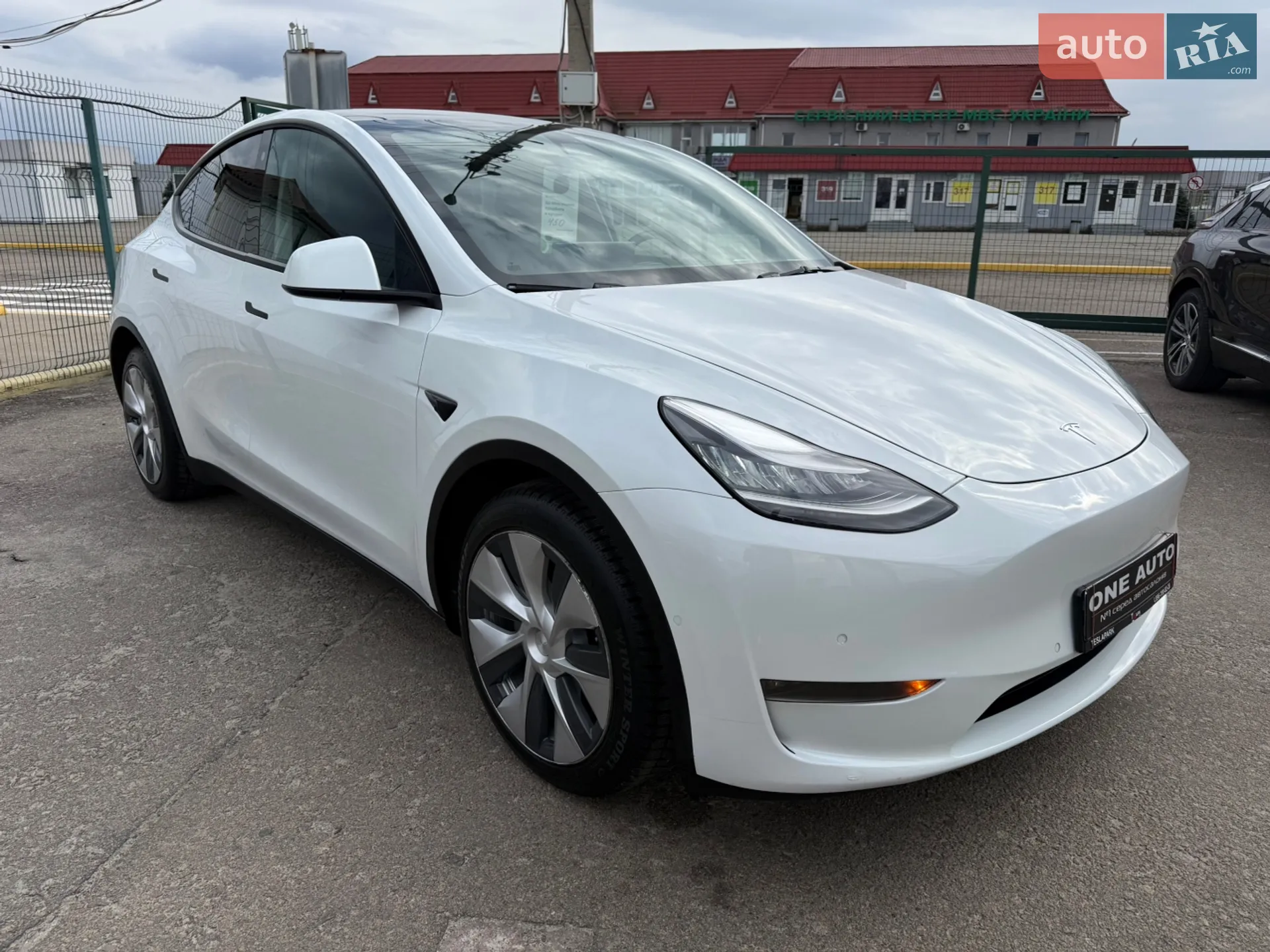 2021 Tesla Model Y - мініатюра 3