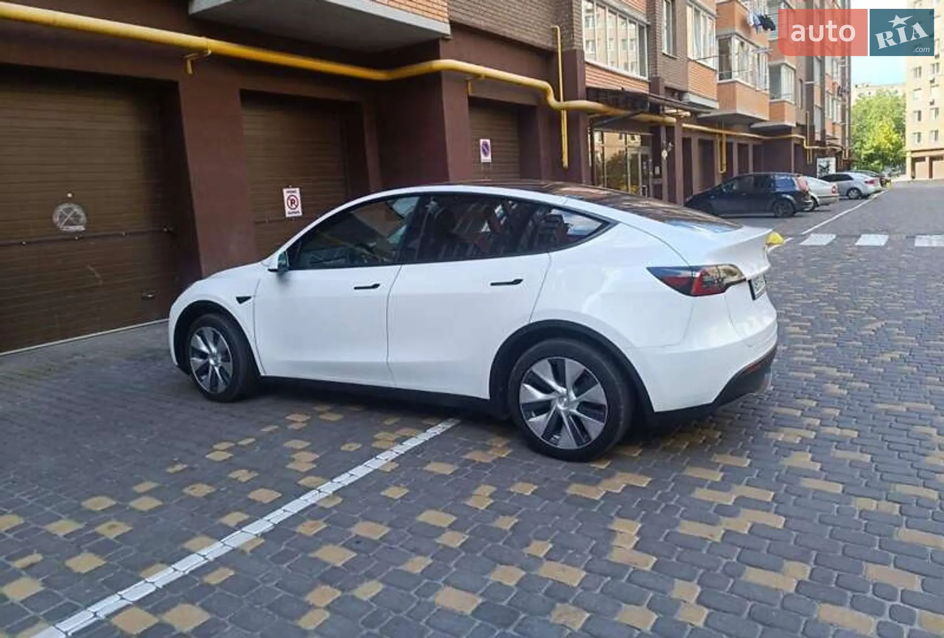 2022 Tesla Model Y - мініатюра 2