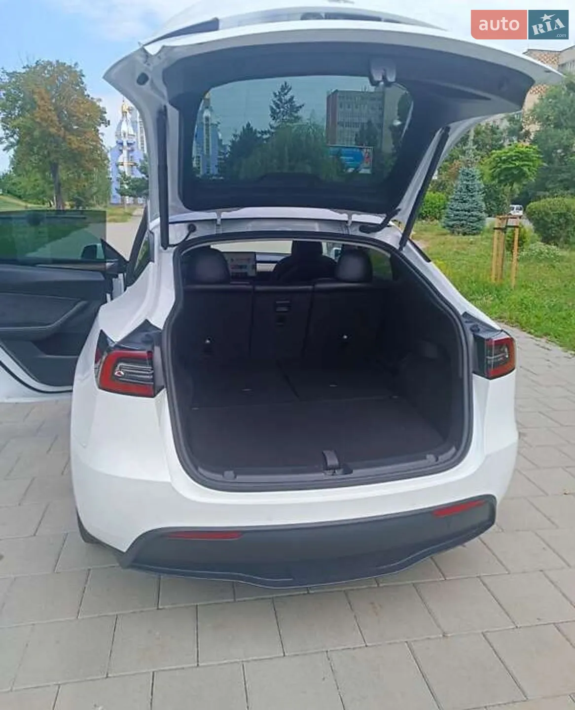 2022 Tesla Model Y - мініатюра 14