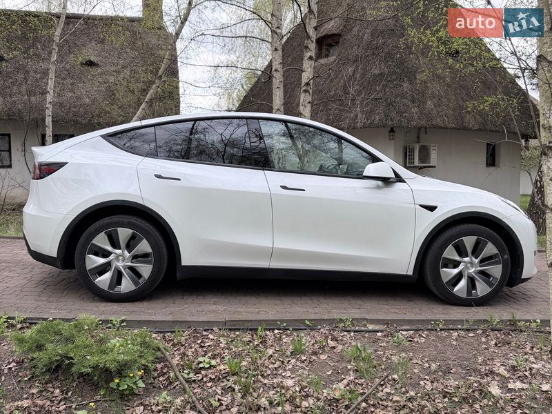 Внедорожник / Кроссовер Tesla Model Y 2022 в Харькове
