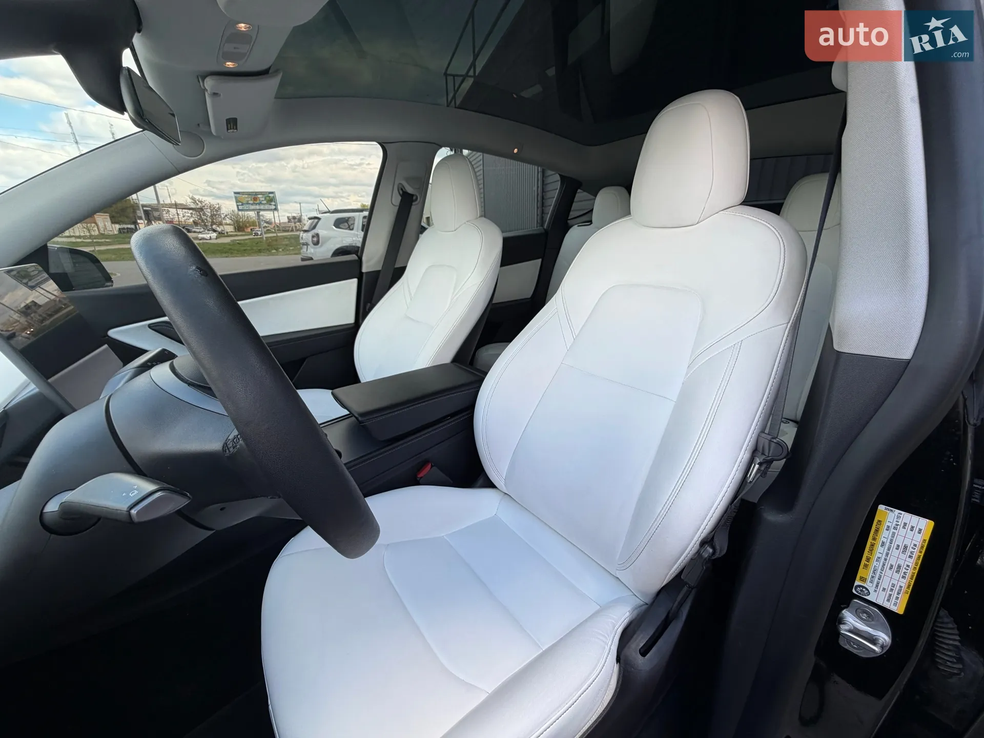 2021 Tesla Model Y - мініатюра 18