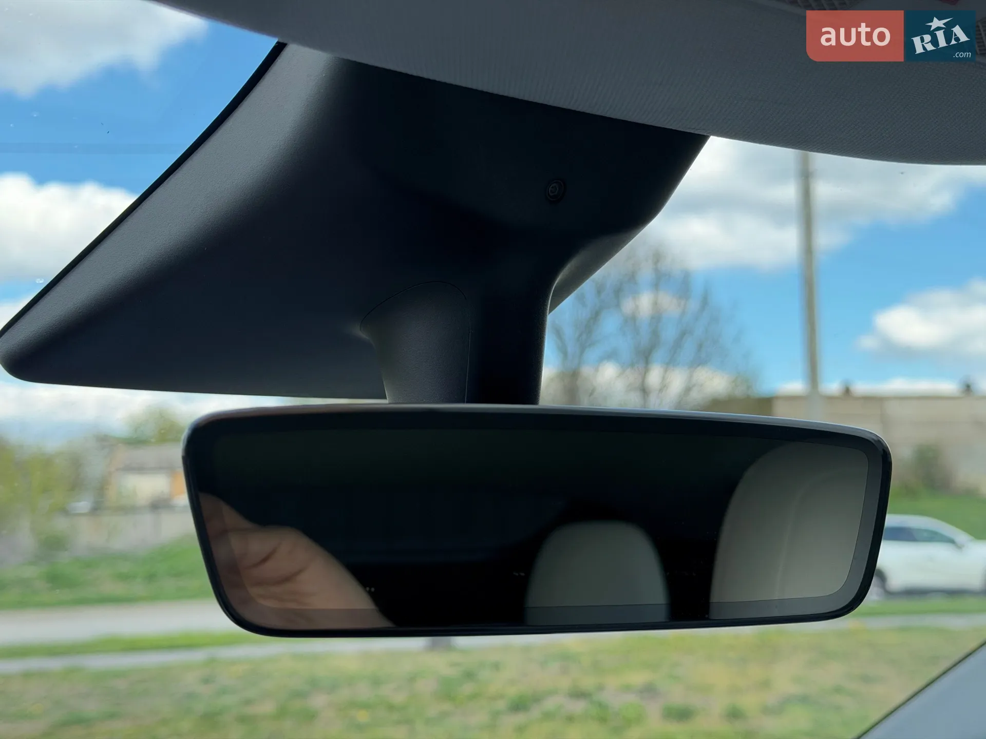 2021 Tesla Model Y - мініатюра 23