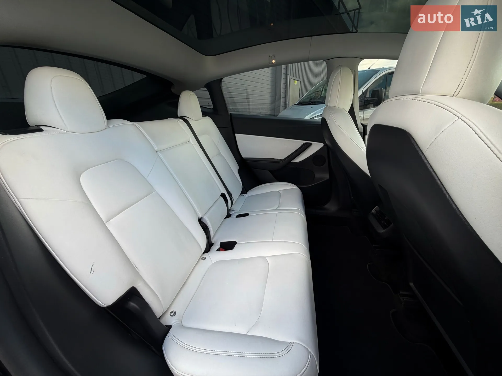 2021 Tesla Model Y - мініатюра 39