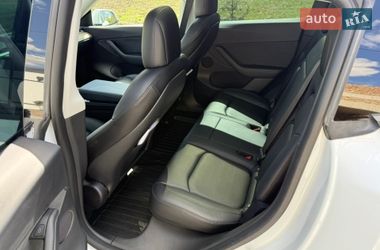 Внедорожник / Кроссовер Tesla Model Y 2022 в Ровно