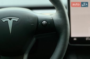 Внедорожник / Кроссовер Tesla Model Y 2024 в Львове