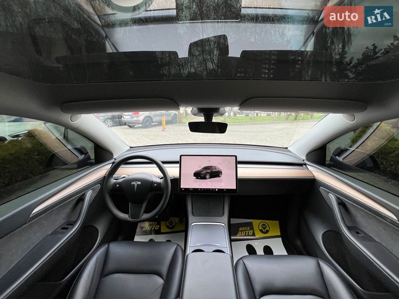 Внедорожник / Кроссовер Tesla Model Y 2024 в Львове