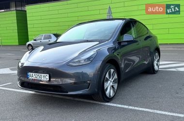 Внедорожник / Кроссовер Tesla Model Y 2023 в Киеве