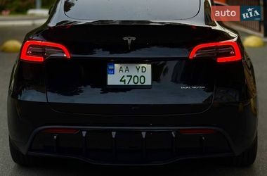 Внедорожник / Кроссовер Tesla Model Y 2020 в Львове