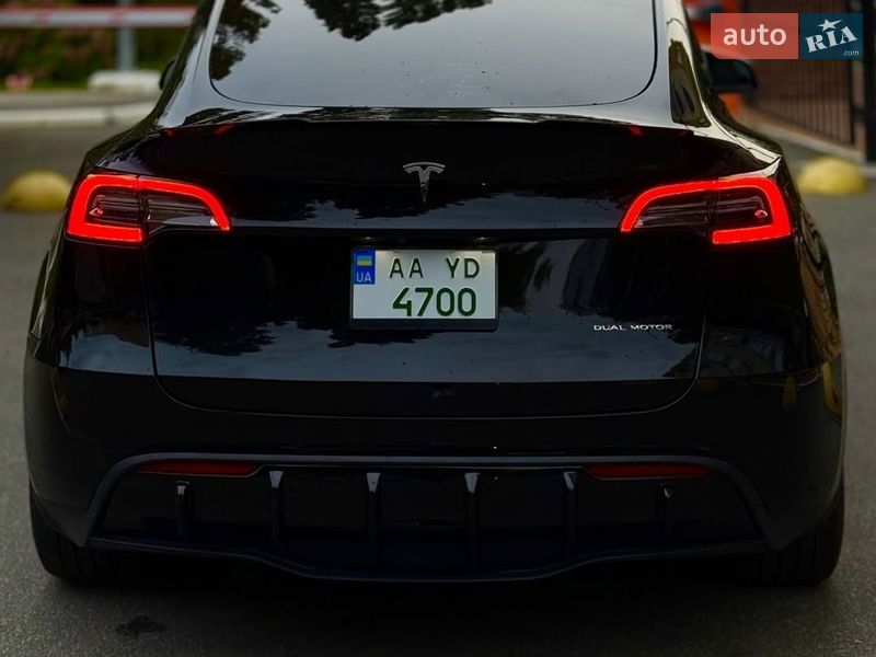 Внедорожник / Кроссовер Tesla Model Y 2020 в Львове