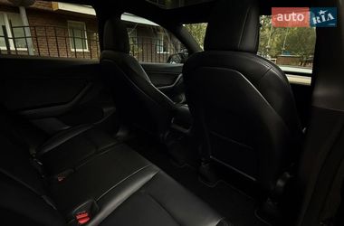 Внедорожник / Кроссовер Tesla Model Y 2020 в Львове