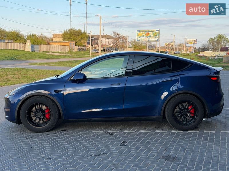 Внедорожник / Кроссовер Tesla Model Y 2021 в Кропивницком