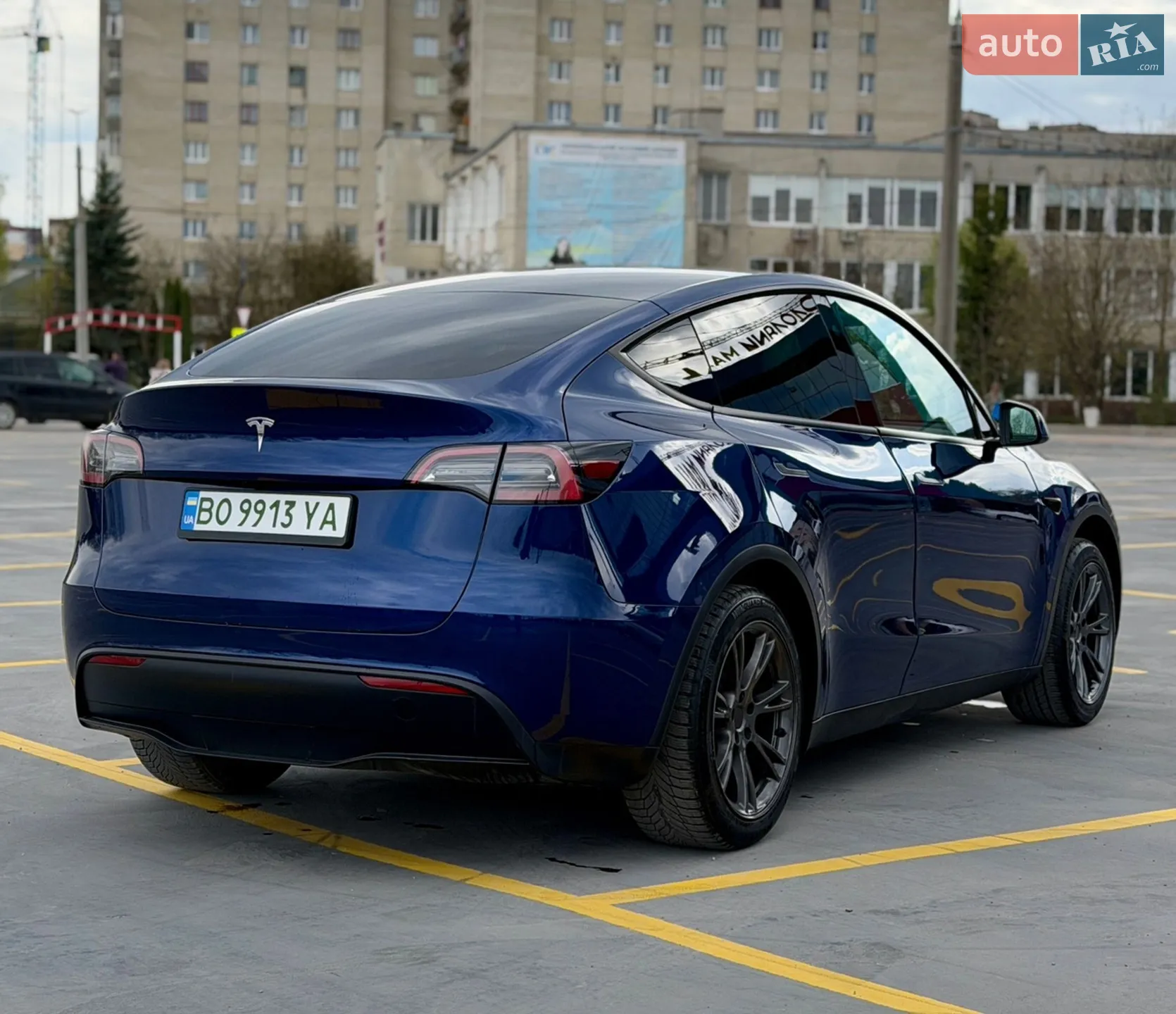 2025 Tesla Model Y - мініатюра 13