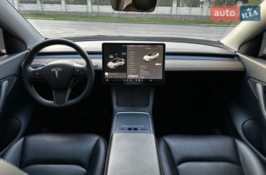 Внедорожник / Кроссовер Tesla Model Y 2021 в Киеве