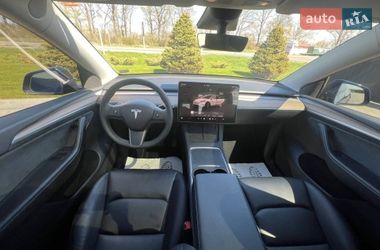 Внедорожник / Кроссовер Tesla Model Y 2023 в Киеве