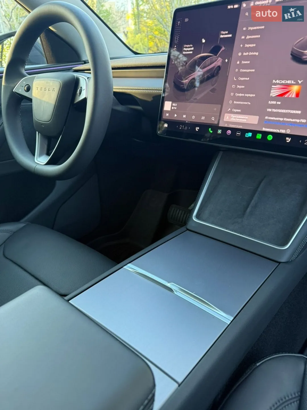 2025 Tesla Model Y - мініатюра 36