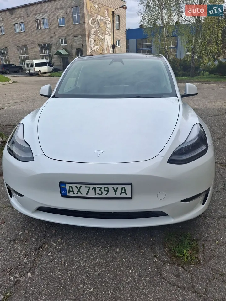 2023 Tesla Model Y - мініатюра 9