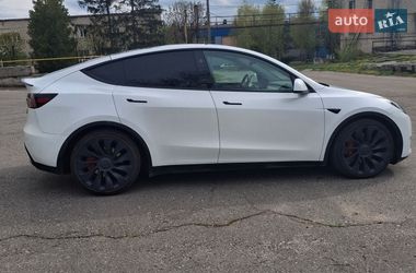 Внедорожник / Кроссовер Tesla Model Y 2024 в Харькове