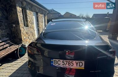 Внедорожник / Кроссовер Tesla Model Y 2024 в Львове