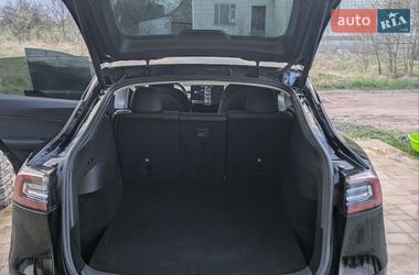 Внедорожник / Кроссовер Tesla Model Y 2021 в Нововолынске